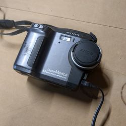 Sony Mavica 1.3 MP Floppy Disk Camera