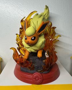 Eeveelution Blind Box: Flareon