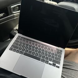 MacBook Pro 13 Inch 8gb Memory 256gb