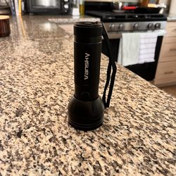 UV Flashlight