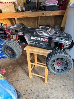 Arrma kraton exb 8s