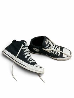 Converse Chuck Taylor All Star Mid Sneakers
