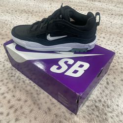 Nike Ishod 