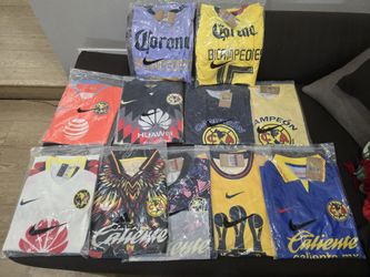 PAST SEASONS CLUB AMERICA SOCCER JERSEY $30. CASH PLEASE!!!