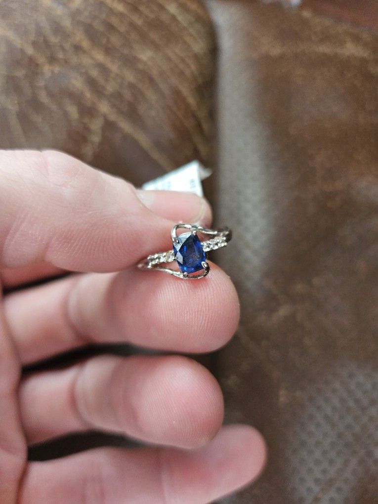 Woman's Ring