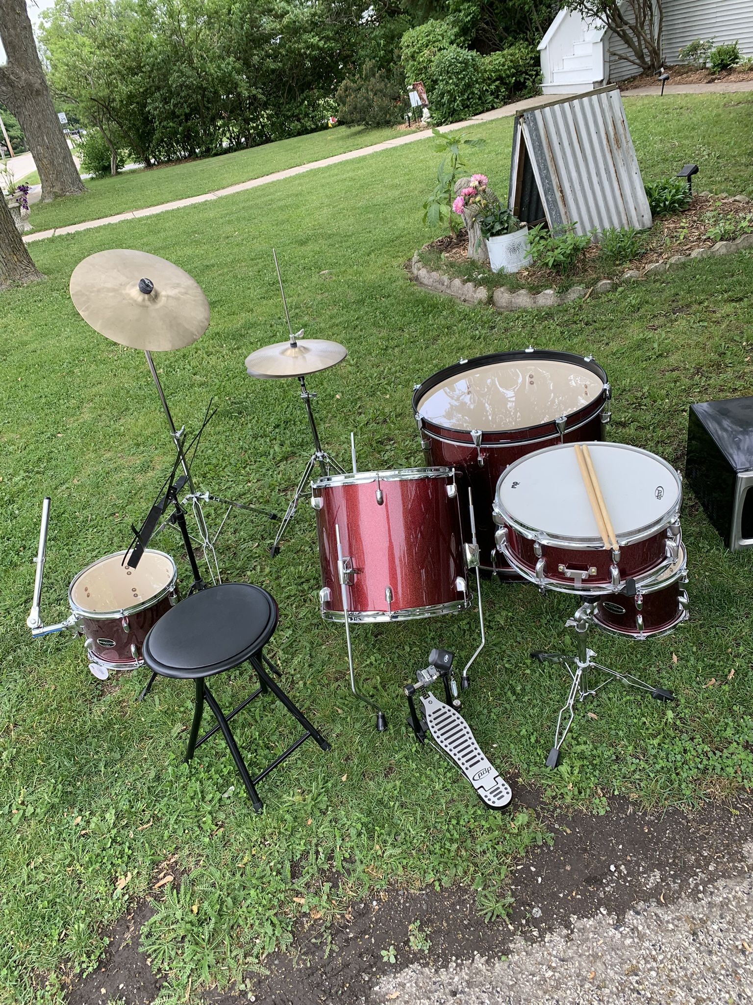Drum Set!! ONLY $150!!