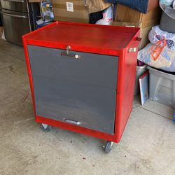 Vintage Kennedy Rolling Tool Box ( Toolbox)