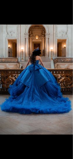 Quinseañera dress