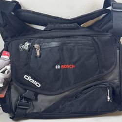 OGIO Bosch laptop, case brand new with audio pocket, built-in and laptop pocket built in
