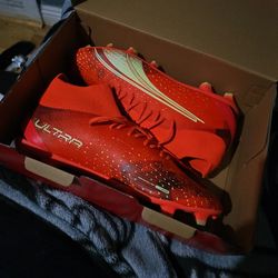 Puma Cleats 