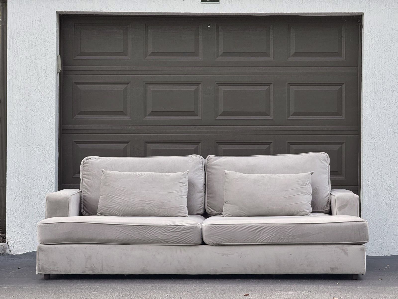 🛋️ Huge Sofa/Couch - Beige - Microfiber - Delivery Available 🚛