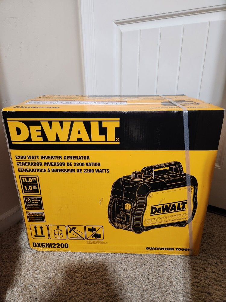 DEWALT
2200 / 1700-Watt Gas Powered Inverter Generator with CO Protect and Ultra Quiet Operations - 2200i