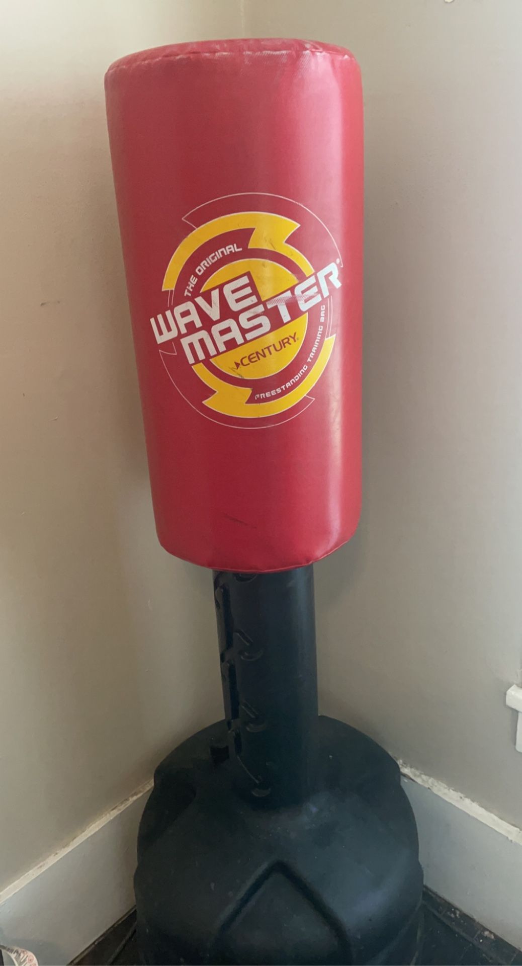 Century Wave Master Punching Bag for Sale in Franklin, IN OfferUp