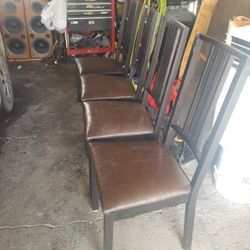 One Table And 4 Chairs 