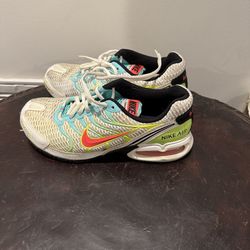 Women’s Nike Air Sneakers - Cream and Neon Green size 9p
