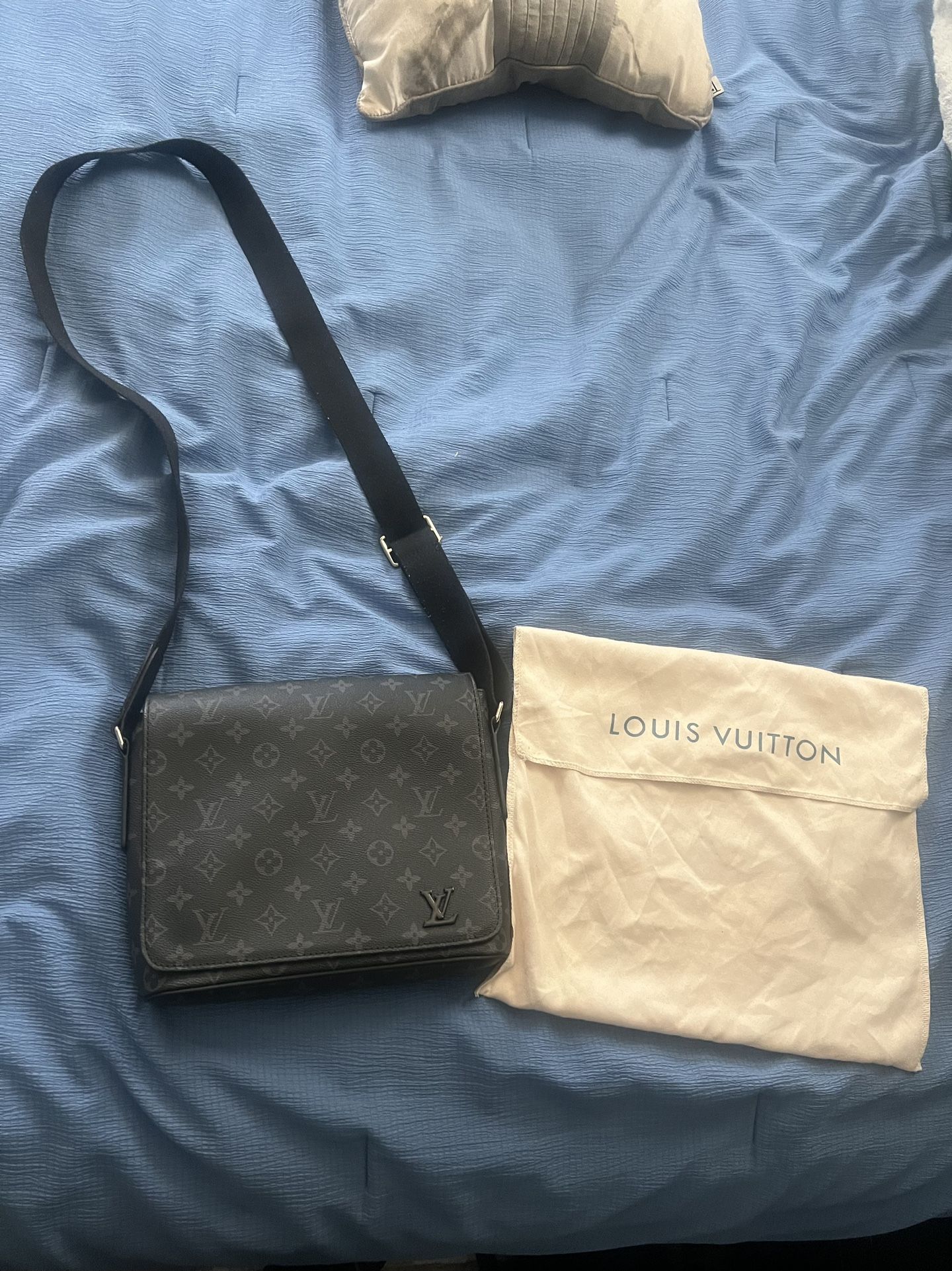 Lv Messenger Bag