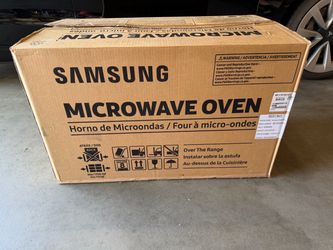 Samsung Over the Range Microwave Oven