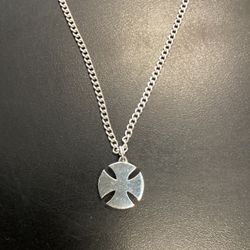 James Avery Bold Cross Pendant Smooth (retired) With Necklace 