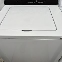 Newer Maytag Commercial washer