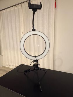 Ring Light w/ Phone Holder – TikTok Selfie Video Live Streaming