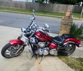 2009 Yamaha Raider S 1900cc – Clean Title – 12,468 Miles