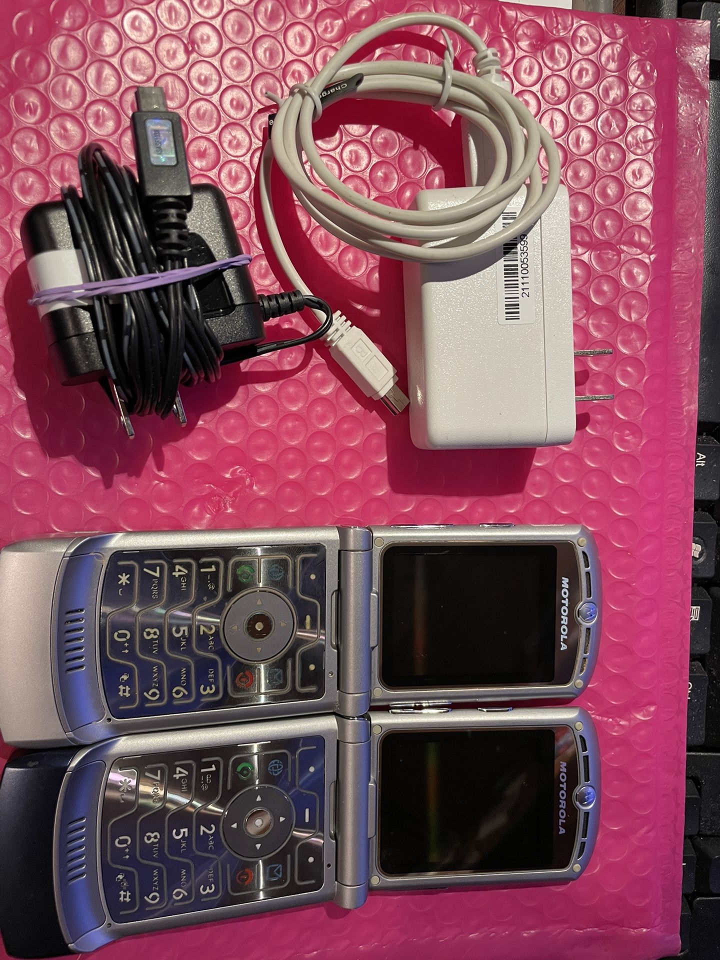 Pair Of Motorola Razor Phone Comes With Charger for Sale in Westminster ...