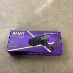 BRAND NEW AM8T GAMING MIRCOPHONE NEVER USED!