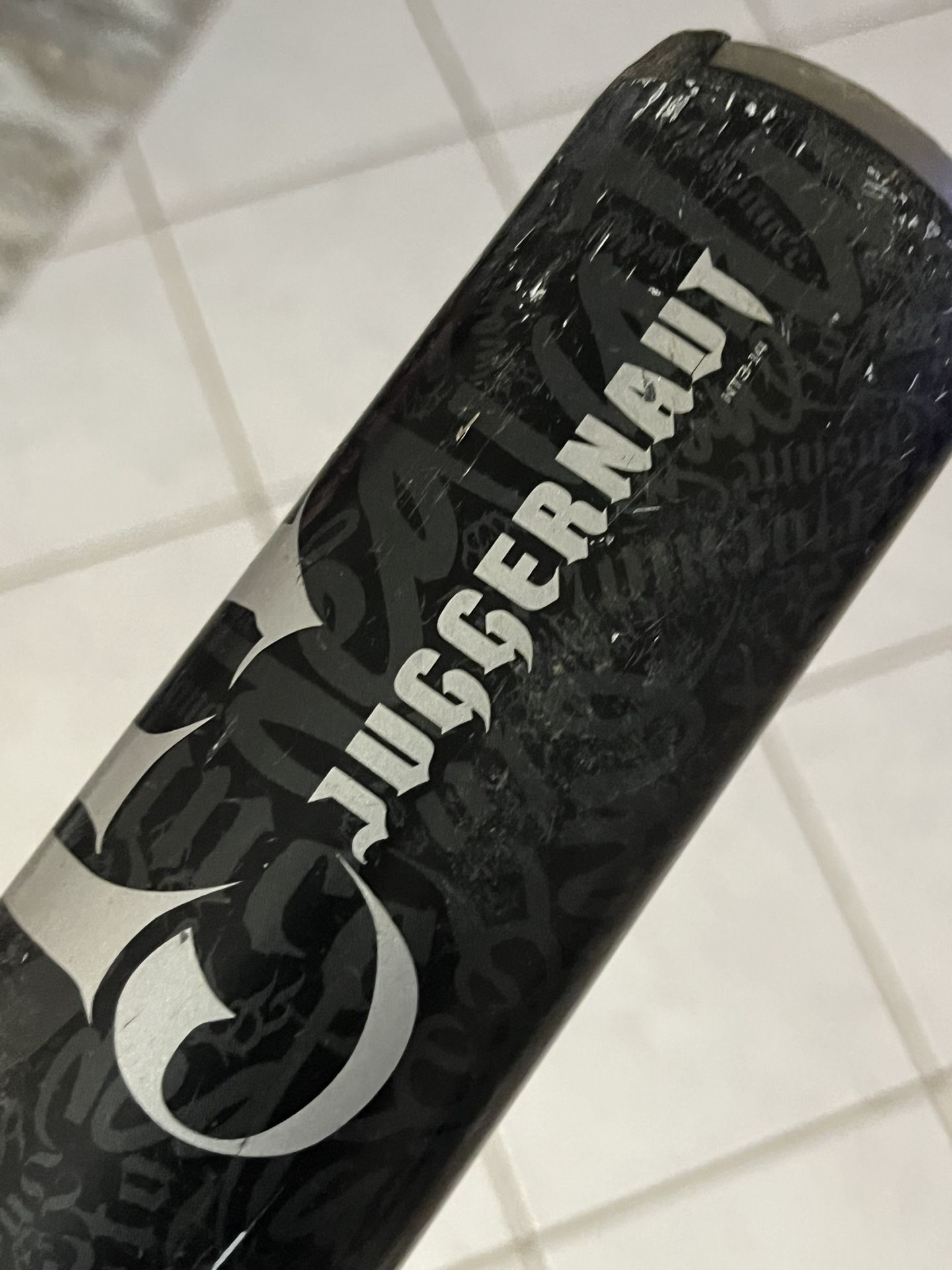 Demarani Juggernaut 2 1/4” softball bat