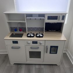Kids kitchen