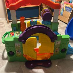 Little tikes Activity Garden center 