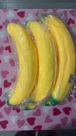 Jumbo banana squishy
