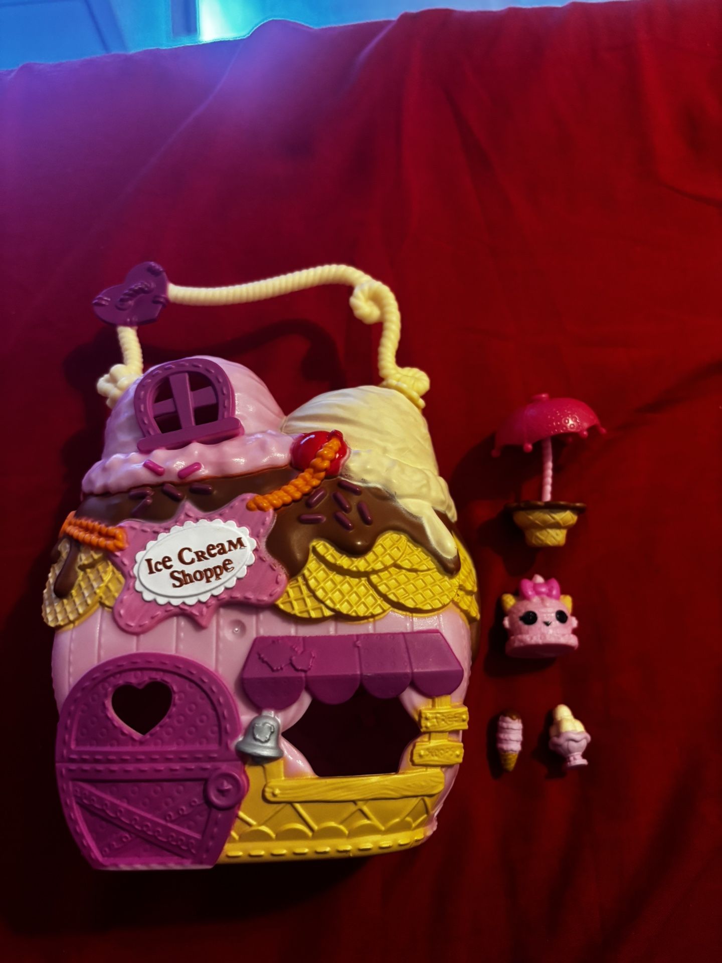 Lalaloopsy Icecream Shoppe