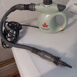 Bissell Hand Steamer With Attachment 