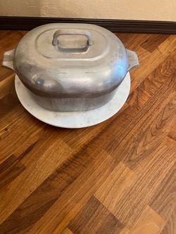 Vintage Aluminum Roaster with Lid