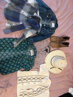 Size 2-3 cowboy outfit (hat and boots too)