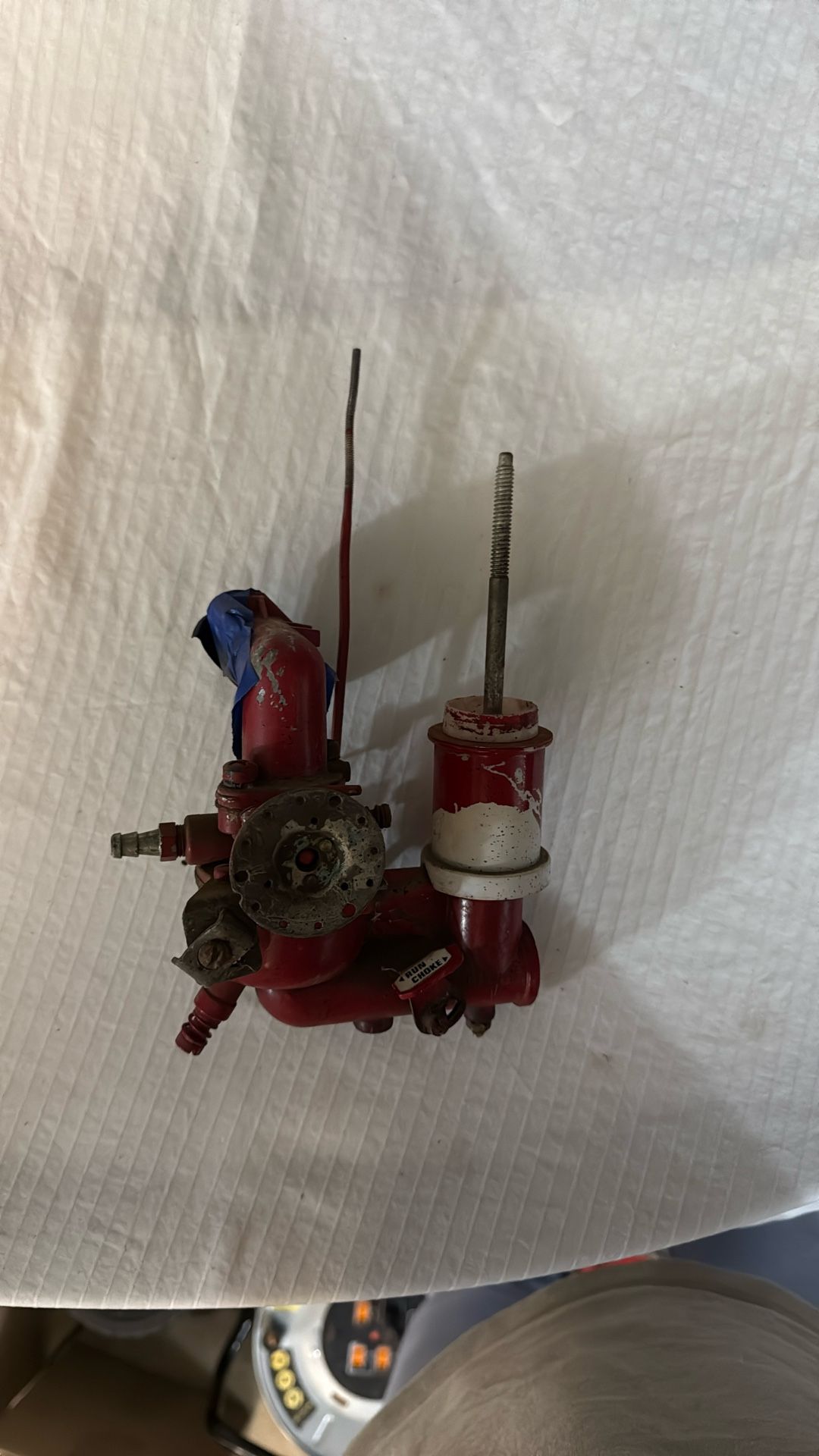 Vintage Red Briggs and Stratton Carburetor Assembly 3, 3.5, 5 HP Horizontal Engine 