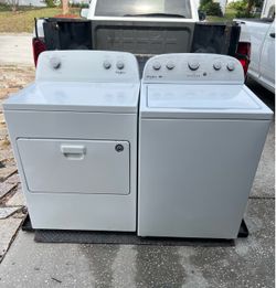Whirlpool Set Washer and Dryer