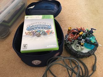 Xbox 360 Skylanders game with 5 characters