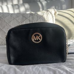 Michael Kors Crossbody