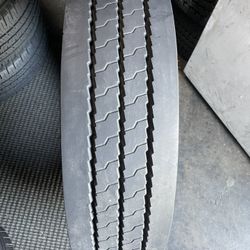 215/75/17.5 Hankook