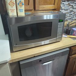 Extra Large Microwave 