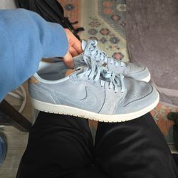 Jordan Retro Low 1s Ice Blue