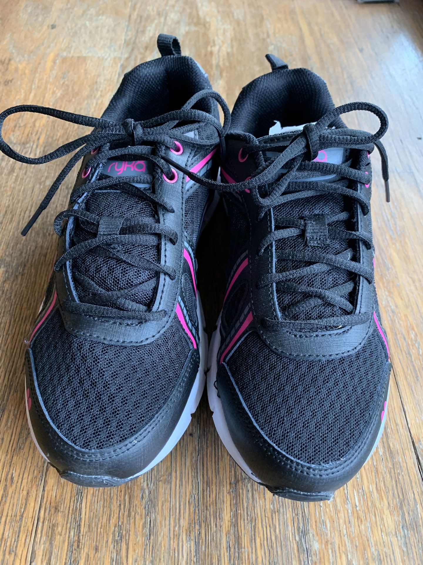 (Brand New) Ryka Women’s Hailee Athletic Shoes (7 Medium)