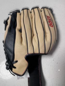 Baseball Glove Wilson. 12 -1/2 A500quick Fit Young adult