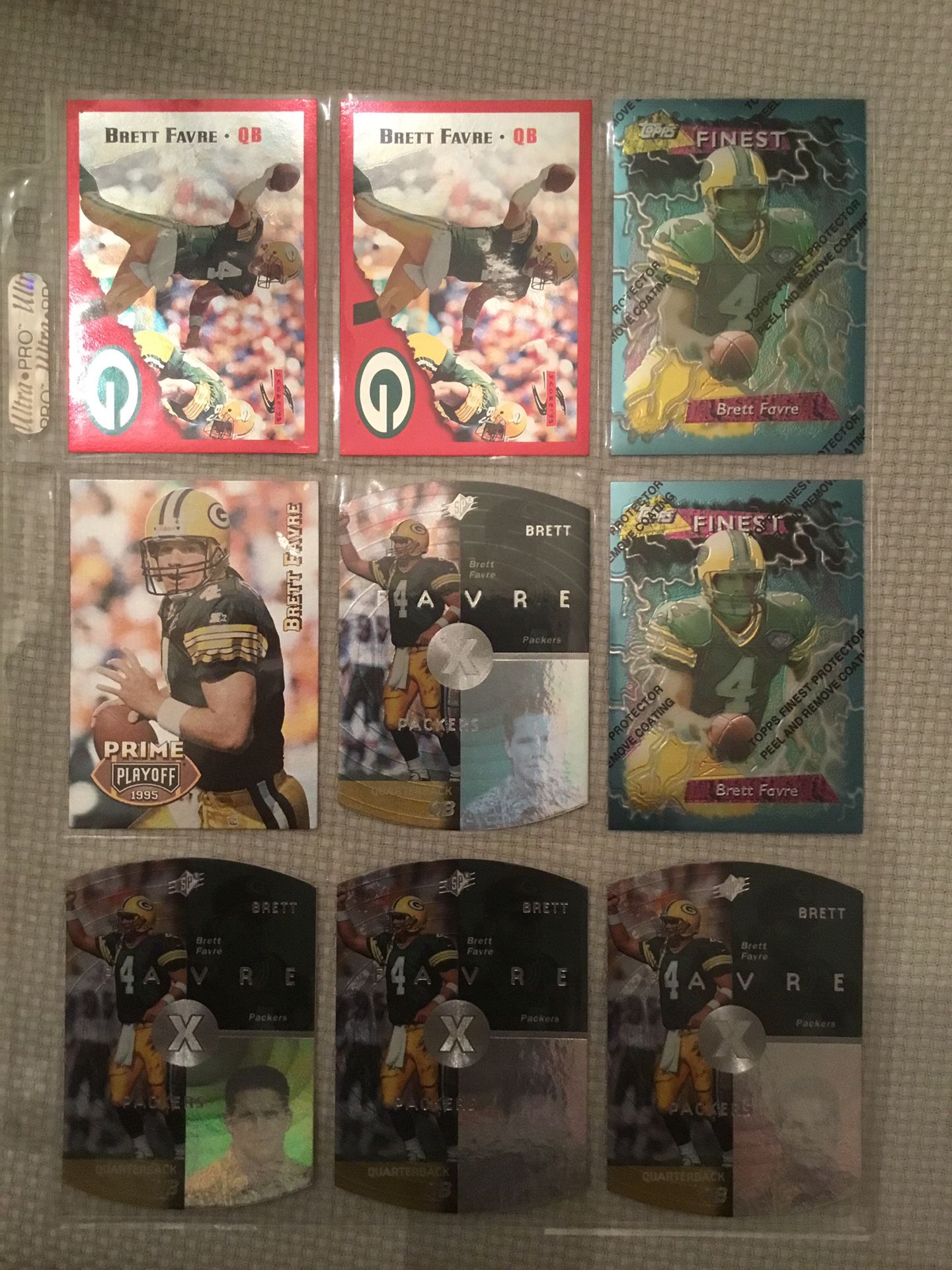 NFL Cards Favre, Marino, Elway, Faulk, autographed cards