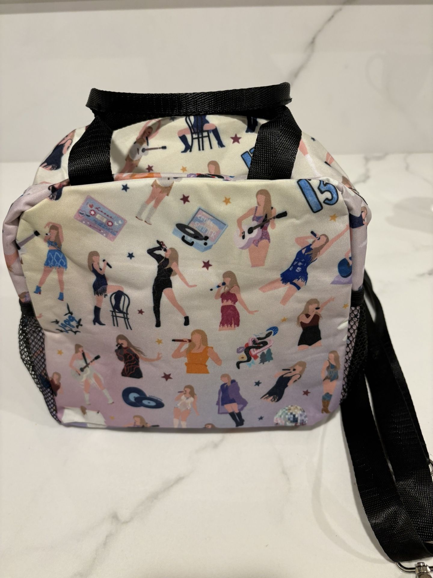 ✨ Taylor Swift Insulated Lunch Bag – Brand New  $12✨