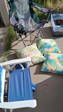 Patio Chairs And Pillows