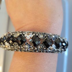 Bracelet Black On Silver