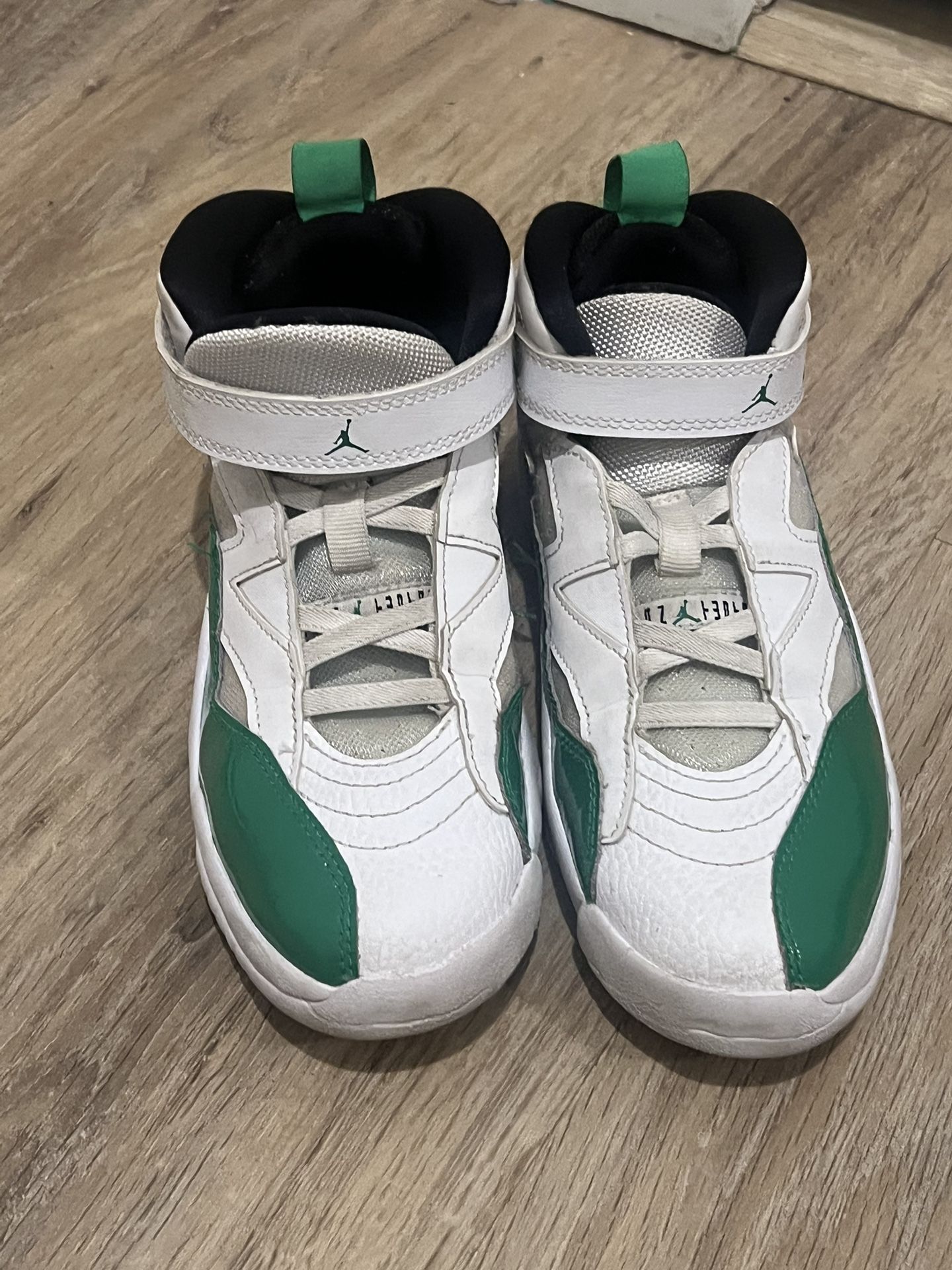 Youth size 2Y Jordan TwoTrey white green patent leather