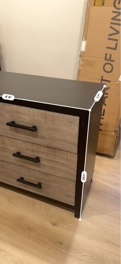 Black/gray dresser